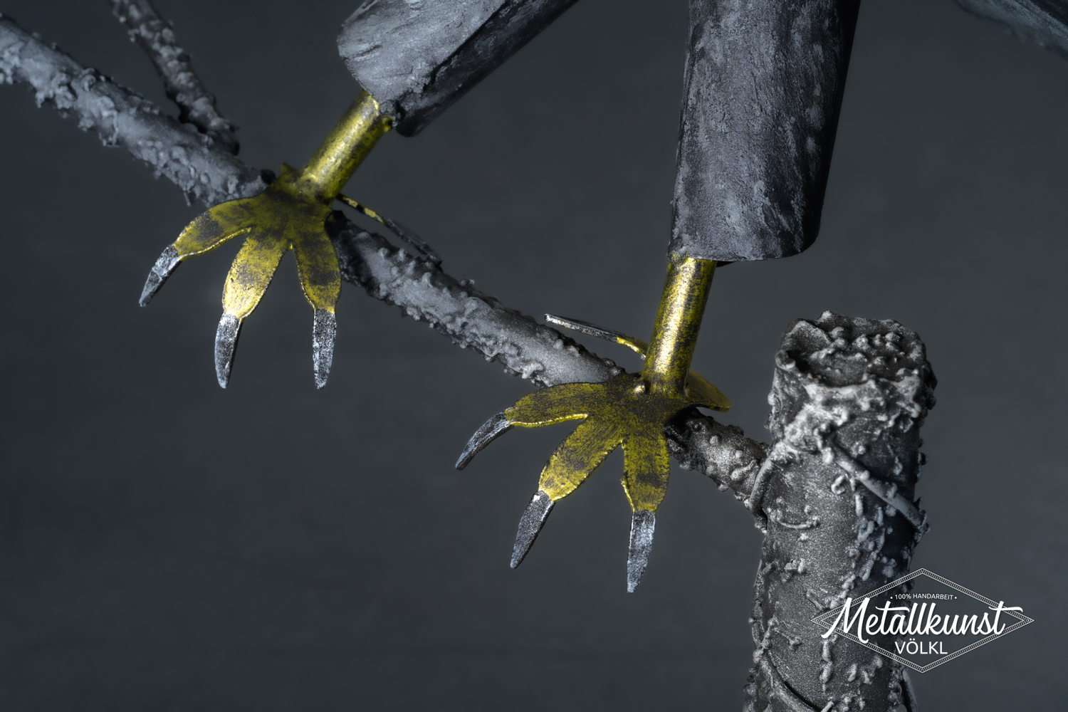Metall Deko Kunstarbeit Adler im Anflug von Details